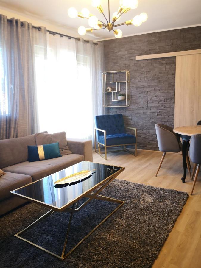 Logement Entier 78 M2, 7 Pers Cosy Et Spacieux Proche Du Centre-Ville Et De La Gare Avignon Exterior photo